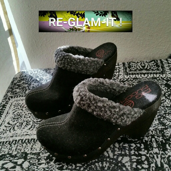 Big Buddha Shoes - BIG BUDDHA. ...BLACK /GRAY...STUD CLOGS